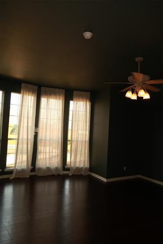 Building Photo - 6307 Lakewood Dr