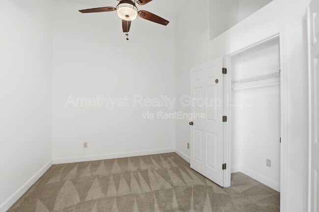 Building Photo - 14000 N 94th St