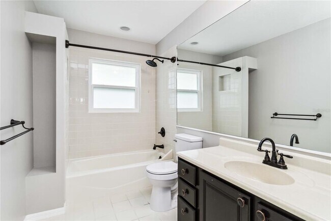 Building Photo - 7 Arbor Oaks Dr