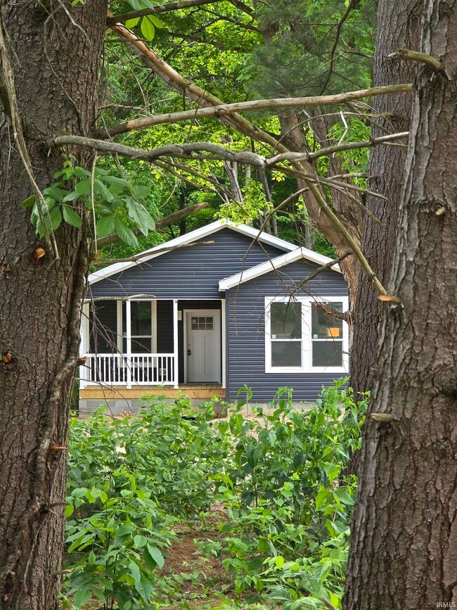 Primary Photo - 2403 N Headley Rd