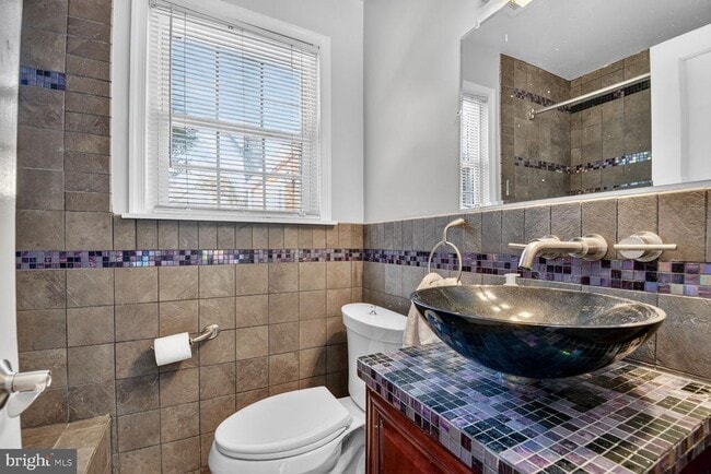 Building Photo - 4411 Edgefield Rd