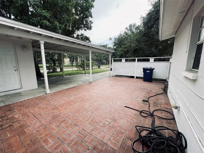 Building Photo - 1039 S Frankland Rd