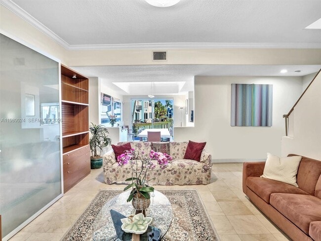 Building Photo - 20780 NE 32nd Ave