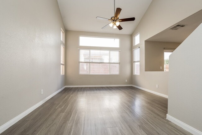 Building Photo - 2506 Influential Ct