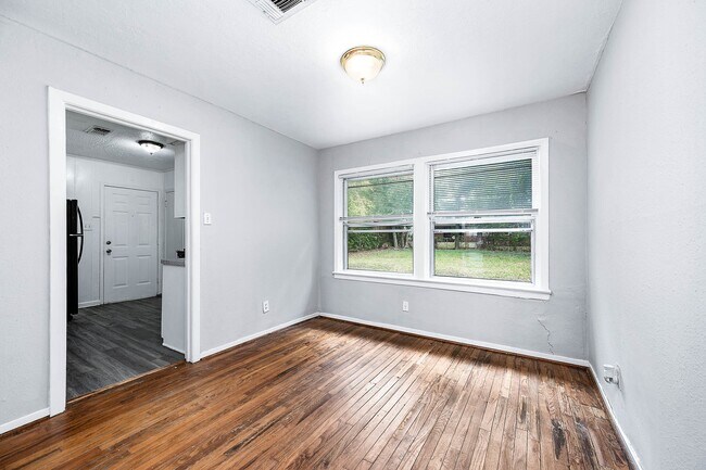 Building Photo - 3723 Odin Ct