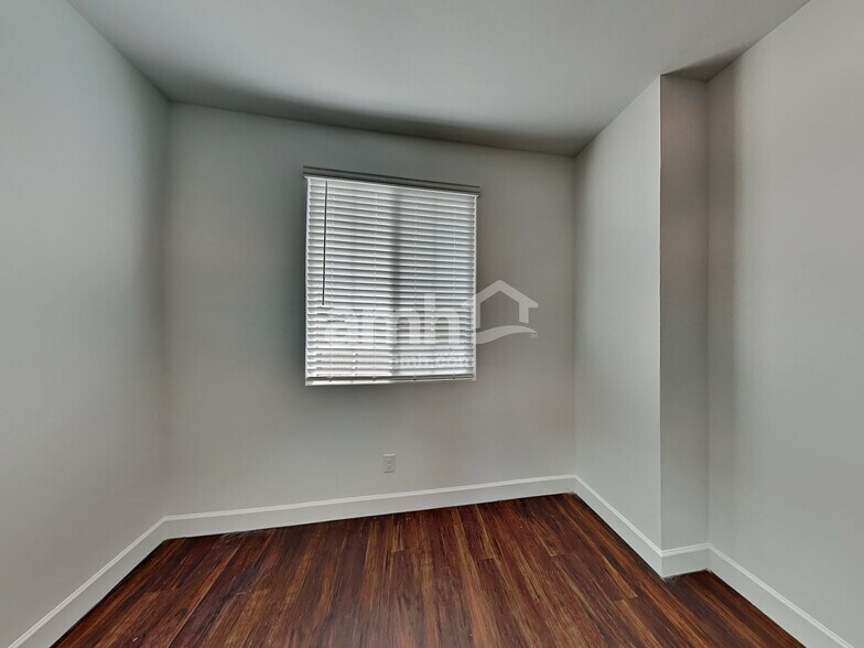 Building Photo - 6116 W Paseo Hilario