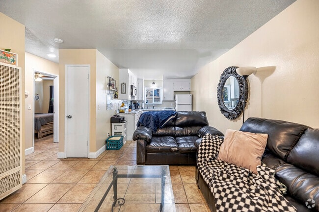 Interior View - 140 Santa Barbara Ave