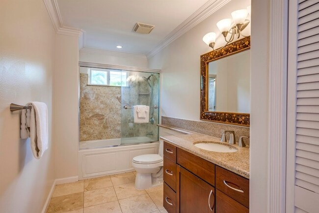 Building Photo - 912 N Niheu Pl