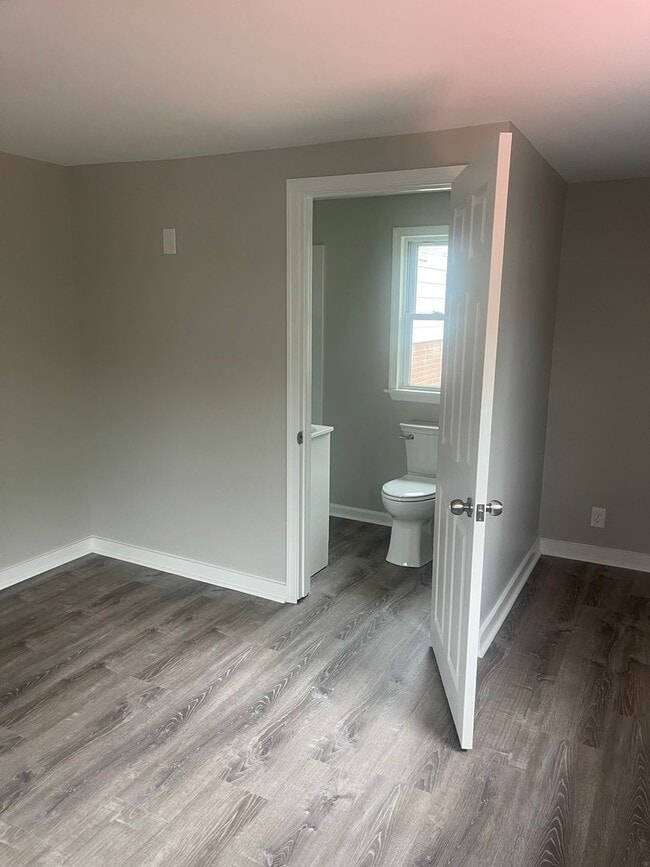 Building Photo - 4803 Paulson Dr