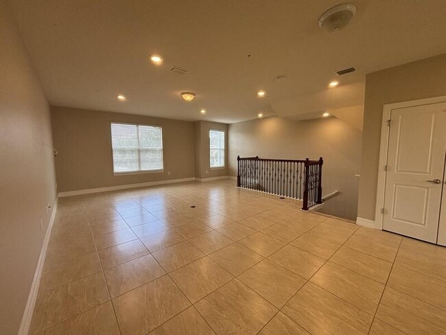 Building Photo - 8656 Waksman Pl