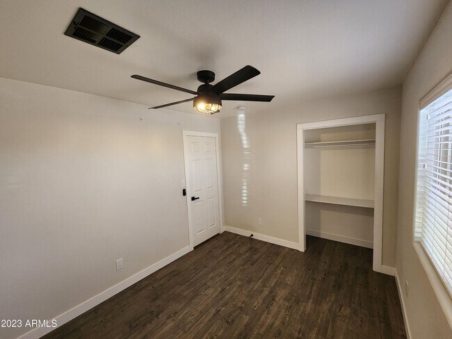 Building Photo - 28624 211th Ave