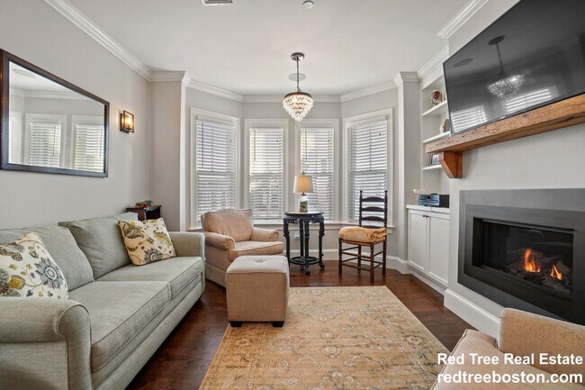 Primary Photo - 258 Webster St
