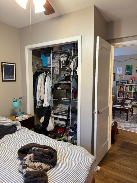 Building Photo - 340 Ellis Ave