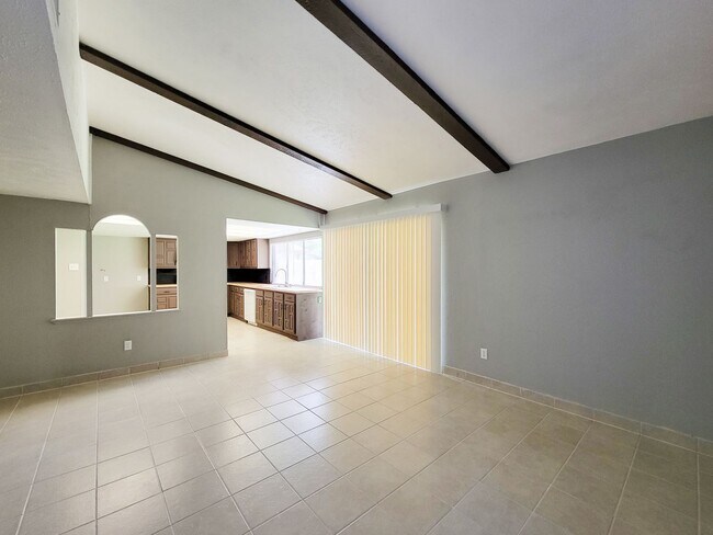 Building Photo - NICE 3 BEDROOM 2 BATH RENTAL HOME IN CY FA...