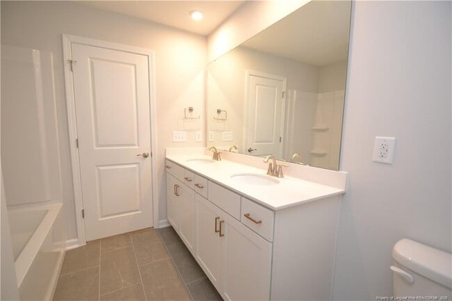Building Photo - 1226 Bessie Ct