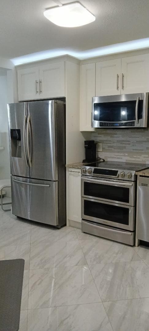 Building Photo - 5749 Camino Del Sol