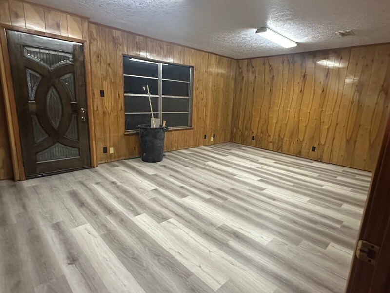 Building Photo - 125 W Monroe St