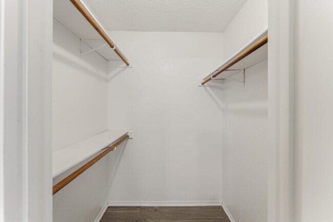 Building Photo - 1809 San Rafael St