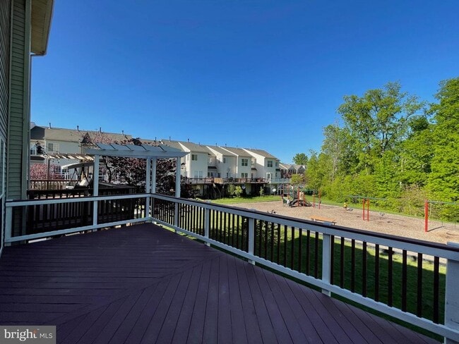 Building Photo - 43297 Stonegarden Terrace
