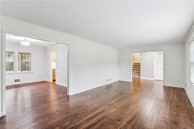 Building Photo - 1164 Fairfield Drive