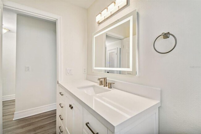 Building Photo - 11245 9th St E