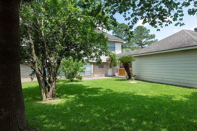 Building Photo - 2439 Shelby Park Dr