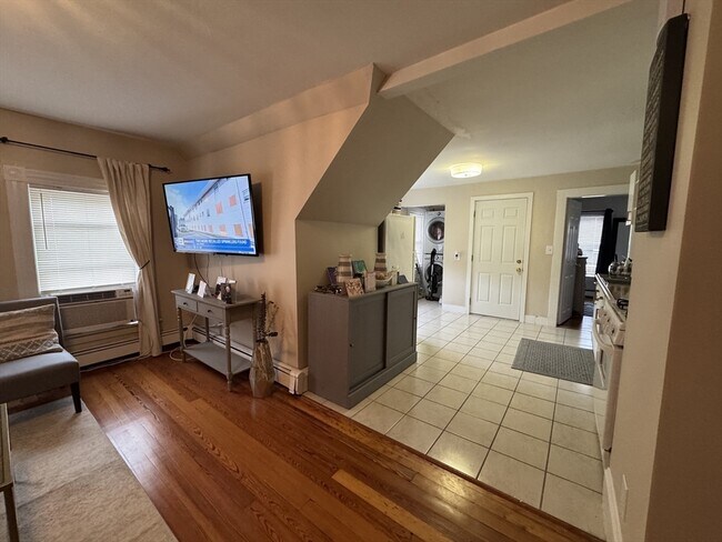 Building Photo - 251 Washington St