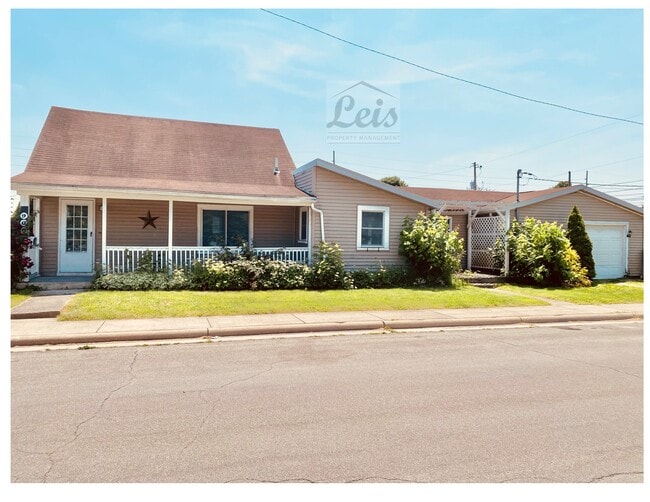 Building Photo - 900 Boal Ave