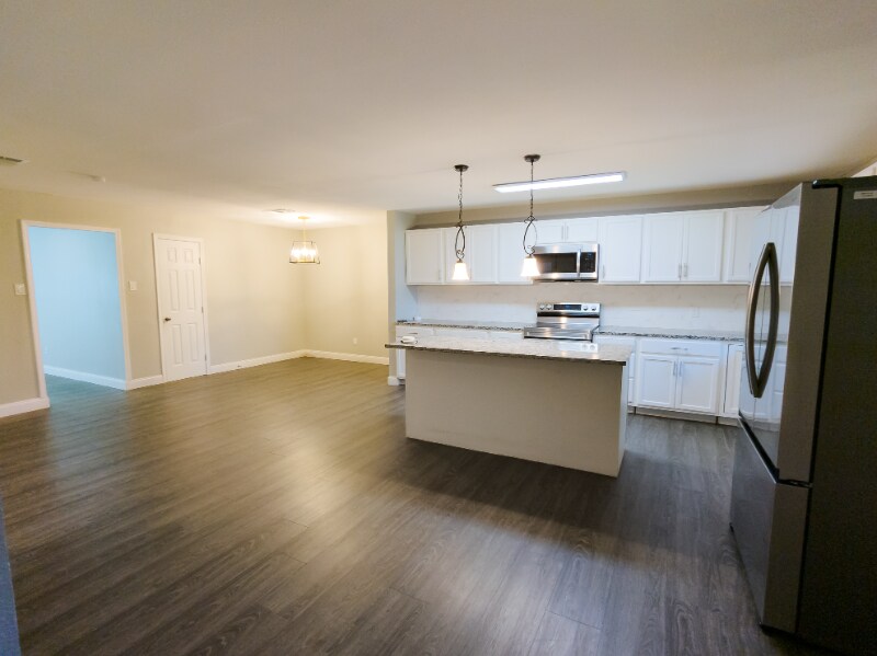 Building Photo - 1222 Peachtree Rd