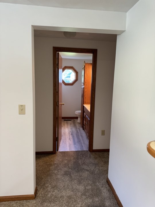 Hallway between Guest beds - 7255 Gomer Rd
