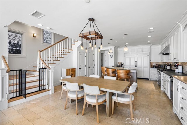 Building Photo - 7304 W Oceanfront