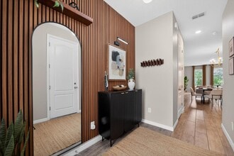 Building Photo - 632 Benoi Dr