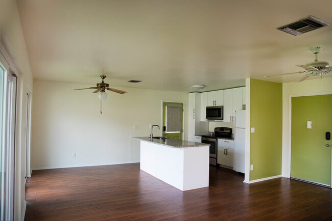 Building Photo - 10116 Fairtree Ln