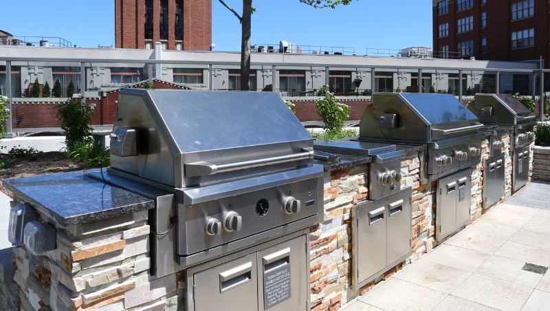 Building Photo - 360 W Illinois St