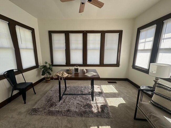 Building Photo - 125 Lincoln Ave