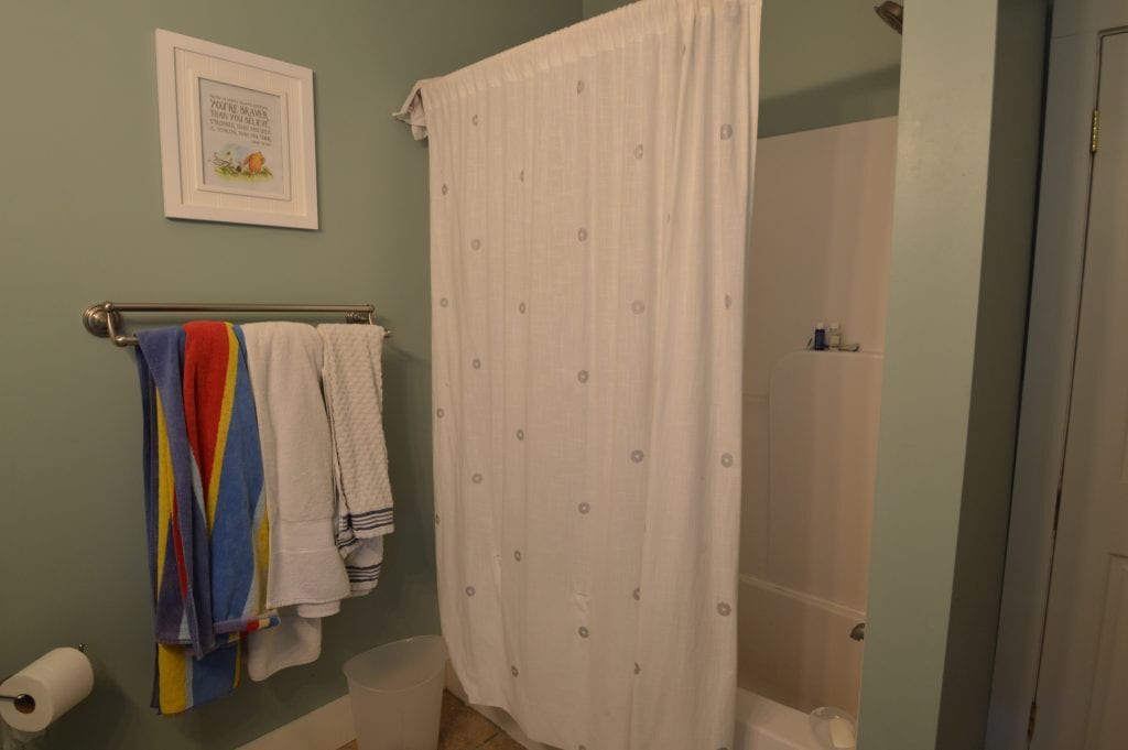 Building Photo - 19 Dixon St