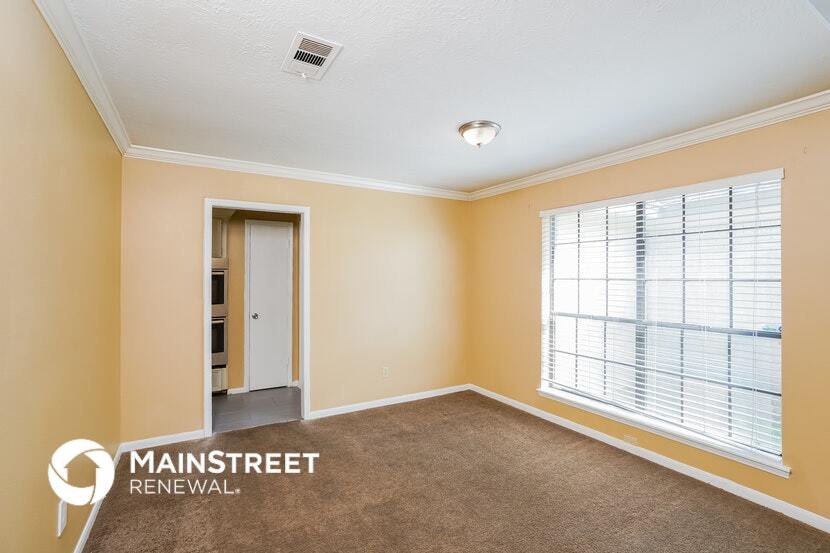 Building Photo - 15514 Cabildo Dr