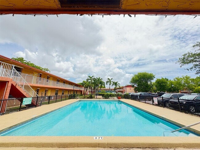 Building Photo - 101 NE 41st St