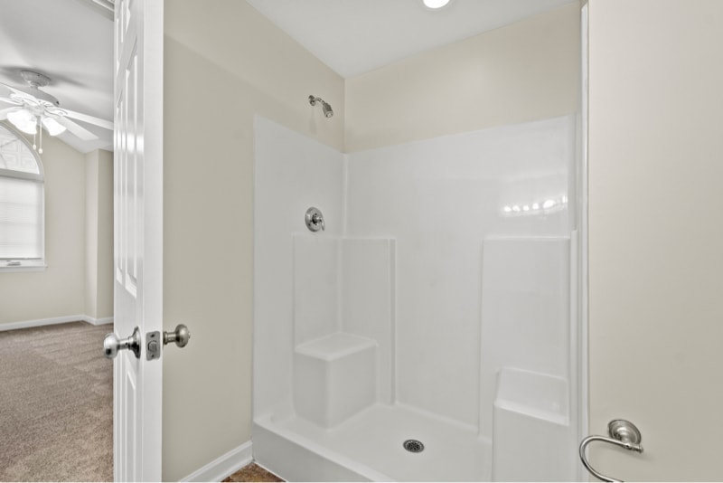 Building Photo - 75 Nicholas Dr