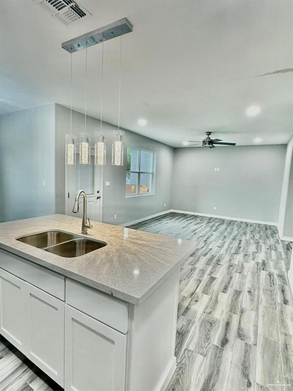 Building Photo - 19 N Crown Point