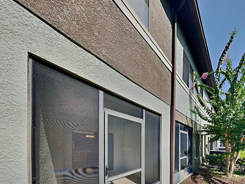 Building Photo - 3320 Windsor Lake Cir