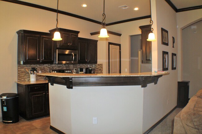 Building Photo - 4904 SW 122nd Terrace