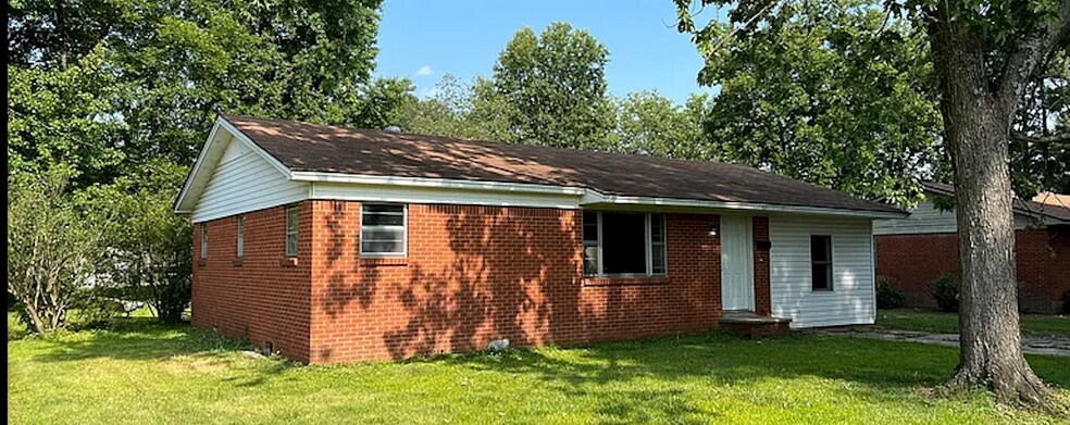 Building Photo - 521 S Clayton St