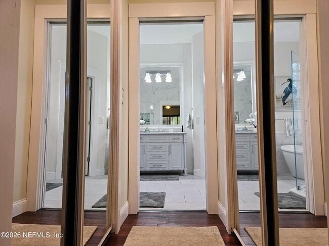 Building Photo - 216 Salt Grass Ct