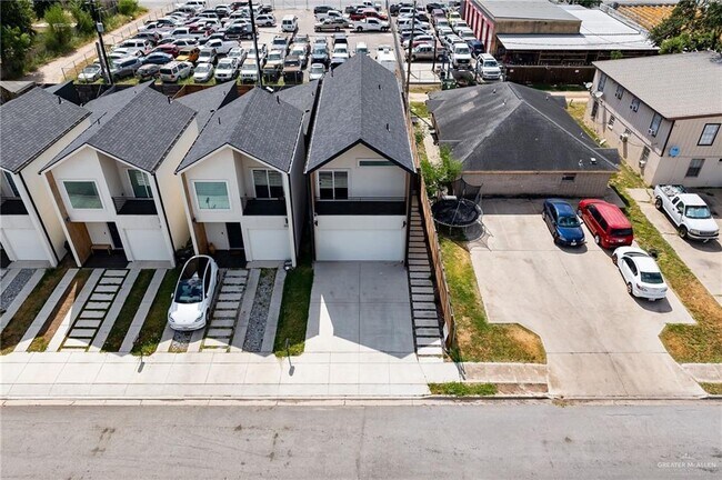 Building Photo - 24 N 28th St