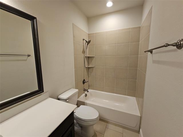 Building Photo - 210 Lariat Trail