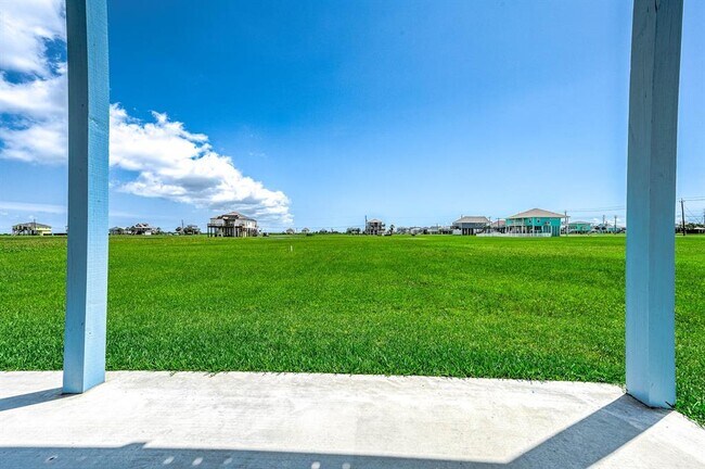 Building Photo - 4019 Mitote Dr
