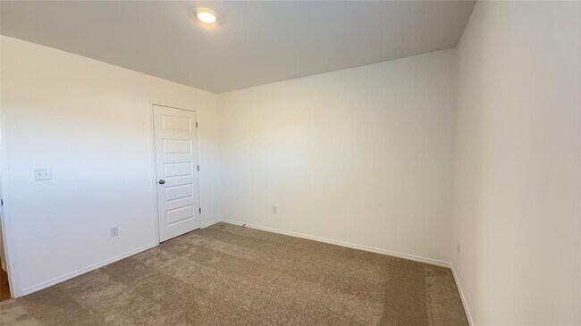 Building Photo - 21097 River Mist Dr