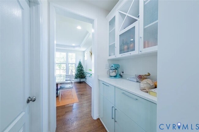 Building Photo - 5001 Maben Hill Ln