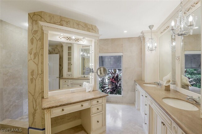 Building Photo - 655 Galleon Dr